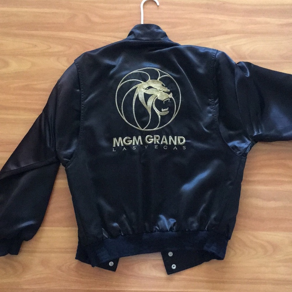 AUTHENTIC VINTAGE MGM GRAND HIGHROLLER JACKET